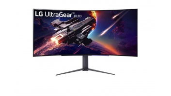 LG UltraGear Curved OLED Gaming Monitor  45GR95QE-B 45 ", WQHD, 3440 x 1440, 21:9, 0.03 ms, 240 Hz, HDMI ports quantity 2