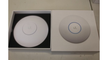 SALE OUT. Ubiquiti UniFi UAP AC SHD 2.4GHz/5GHz, 802.11ac Wave 2, 2xGbE, PoE+ Ubiquiti DEMO