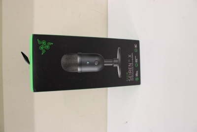 SALE OUT.  Razer Streaming Microphone Seiren V2 X USED AS DEMO Black