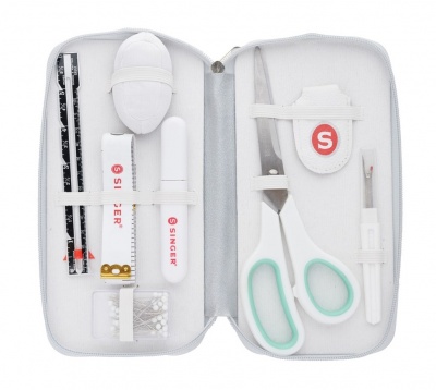 Premium Sewing Kit | Singer | Mint