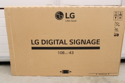 SALE OUT. LG 43UH5J-H 43“ 3840x2160/500cd/m2/8ms/ HDMI DP DVI-D USB | LG | 43UH5J-H | 43 " | Landscape/Portrait | 24/7 | WebOS | DAMAGED PACKAGING, UNPACKED, USED | 500 cd/m² | 8 ms | 178 ° | 178 °