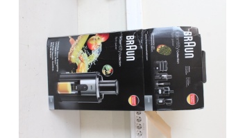 SALE OUT. Braun J500 Multiquick 5 Juicer, Black | Braun | J 500 Multiquick 5 | Type Juicer | Black | 900 W | Number of speeds 2 | DAMAGED PACKAGING, CRACKED CONTAINER SIDE