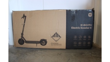 SALE OUT. Xiaomi Electric Scooter 4 EU DAMAGED PACKAGING, SCRATCHED, DIRTY, USED | Xiaomi | 6 month(s) | DEMO, MISSING HEXAGON WRENCH