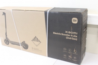 SALE OUT. Xiaomi Electric Scooter 4 Lite (2nd Gen)  | Xiaomi 3 month(s) | USED AS DEMO, MISSING INNER PACKAGING