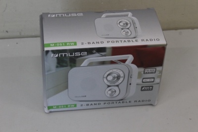 SALE OUT. Muse M-051RW Portable Radio | Muse Portable Radio | M-051RW | AUX in | White | DAMAGED PACKAGING