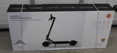 SALE OUT.  | Xiaomi Electric Scooter 4 Ultra EU | 500 W | 25 km/h | 10 " | 24 month(s) | DAMAGED PACKAGING
