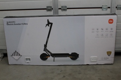 SALE OUT. Xiaomi Electric Scooter 4 Ultra EU | Xiaomi Electric Scooter 4 Ultra EU | 500 W | 25 km/h | 10 " | 6 month(s) | DEMO, MISSING HEXAGON WRENCH