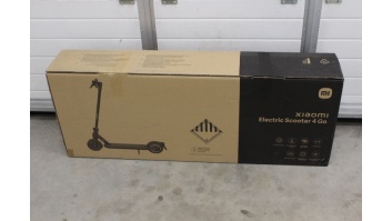 SALE OUT. Xiaomi Electric Scooter 4 Go EU | Xiaomi Electric Scooter 4 Go EU | 250 W | 20 km/h | 8.1 " | 3 month(s) | Black/Orange | USED