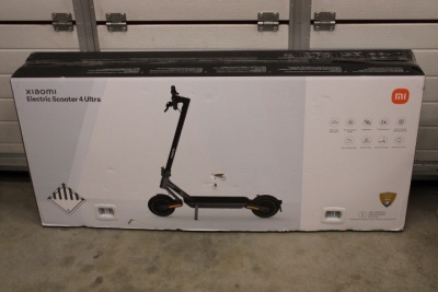 SALE OUT. Xiaomi Electric Scooter 4 Ultra EU | Xiaomi Electric Scooter 4 Ultra EU | 500 W | 25 km/h | 10 " | 6 month(s) | DEMO