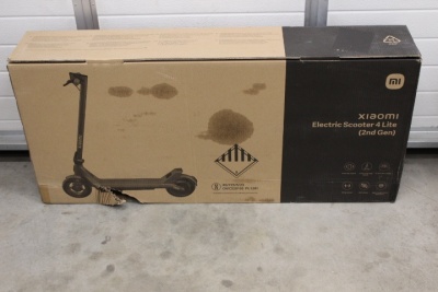 SALE OUT. Xiaomi Electric Scooter 4 Lite (2nd Gen) | Xiaomi 6 month(s) | DEMO, DAMAGED PACKAGING