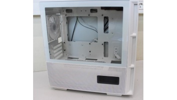 SALE OUT. Deepcool CH360 MID TOWER CASE, White | Deepcool | CH360 | White | Mid Tower | DEFECTIVE GLASS | Power supply included No | ATX PS2