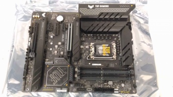 SALE OUT. ASUS TUF GAMING Z790-PLUS WIFI D4 | Asus TUF GAMING Z790-PLUS WIFI D4 | Processor family Intel | Processor socket  LGA1700 | DDR4 DIMM | Memory slots 4 | Supported hard disk drive interfaces 	SATA, M.2 | Number of SATA connectors 4 | Chipset Int