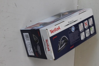 SALE OUT. Tefal FV8062 Puregliss Iron , Black/Grey | TEFAL FV8062 Puregliss | Steam Iron | 3000 W | Water tank capacity 0.27 ml | Continuous steam 50 g/min | Steam boost performance 280 g/min | Black/Grey | DAMAGED PACKAGING, SCRATCHED ON FRONT