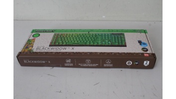 SALE OUT. Razer BlackWidow V4 X (Green Switch) - Minecraft Ed. - US Layout | Razer BlackWidow V4 X | Gaming keyboard | Wired | US | DEMO | Minecraft Edition | Razer Green Mechanical Switches (Clicky)