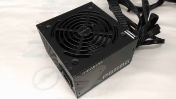 SALE OUT. GIGABYTE GP-P650G GEU1, 650W | Gigabyte PSU | GP-P650G | USED, REFURBISHED, MISSING: INNER PACKAGING AND MANUALS | 650 W