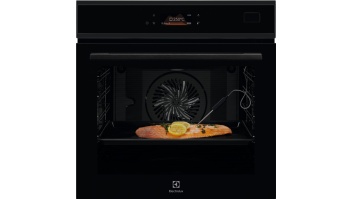 Electrolux SteamBoost tvaika cepeškrāsns, 70l