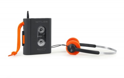 Muse M-136 WM Portable Cassetter Player With Headphones | Muse