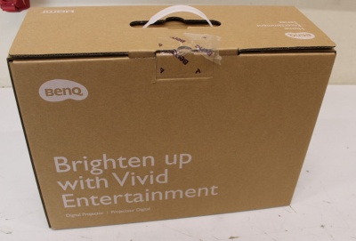 SALE OUT. Benq TH585P WUXGA (1920 x 1200), 10:000:1, 16:9, 3500 lm, White | Benq TH585P | WUXGA (1920x1200) | 3500 ANSI lumens | White | DEMO | Lamp warranty 12 month(s)