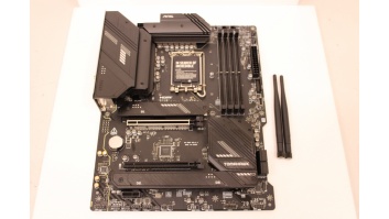 SALE OUT. MSI MAG B760 TOMAHAWK WIFI | MSI REFURBISHED, WITHOUT ORIGINAL PACKAGING AND MANUAL
