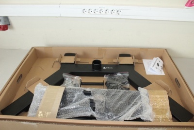 SALE OUT.  | SALE OUT. SALE OUT. EDBAK | TR51c-B | Trolleys & Stands | 37-60 " | Maximum weight (capacity) 80 kg | USED AS DEMO | Black