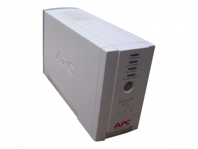 Schneider Electric APC Back-UPS | BK500EI | 500 VA | 300 W