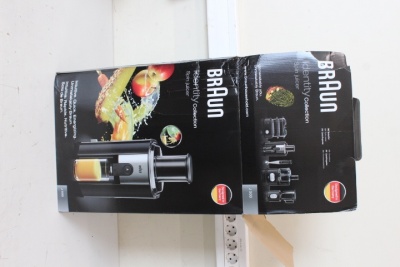 SALE OUT. Braun J500 Multiquick 5 Juicer, Black | Braun | J 500 Multiquick 5 | Type Juicer | Black | 900 W | Number of speeds 2 | DAMAGED PACKAGING, CRACKED CONTAINER SIDE