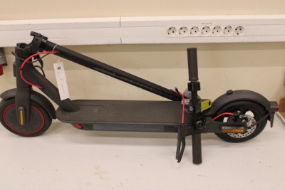 SALE OUT. Xiaomi Mi Electric Scooter Pro 2 (Black) | SALE OUT. Xiaomi Mi Electric Scooter Pro 2 | 600 W | 25 km/h | 3 month(s) | Black | USED, SCRATCHED, DIRTY, MISSING INNER PACKAGING