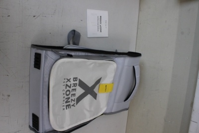 SALE OUT. PETKIT Pet Carrier | BP3 X ZONE | Grey | USED, DIRTY HANDLE