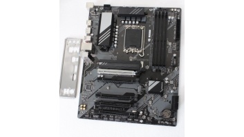 Gigabyte USED, REFURBISHED, WITHOUT ORIGINAL PACKAGING AND ACCESSORIES, ONLY BACK PANEL INCLUDED