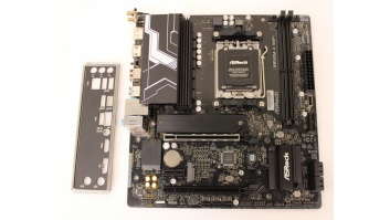 SALE OUT. ASRock USED, REFURBISHED, WITHOUT ANTENA. ACCESSORIES, ONLY BACKPANEL INCLUDED