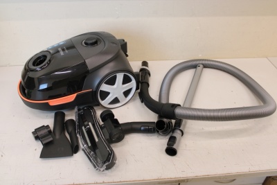 SALE OUT. Philips XD5123/10 Series 5000 Vacuum Cleaner with bag, 900 W, Black | Philips Vacuum Cleaner | XD5123/10 Series 5000 | Bagged | Power 900 W | Dust capacity 4 L | Black | DAMAGED, SCRATCHED