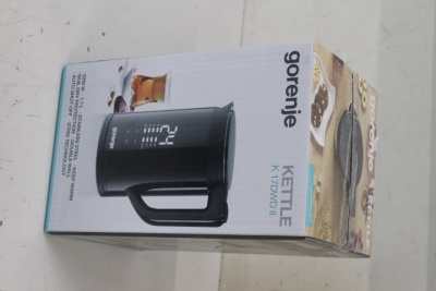 SALE OUT.  | Gorenje Kettle | K17DWDII | Electric | 2200 W | 1.7 L | Stainless Steel | 360° rotational base | Black | DEMO, SCRATCHED