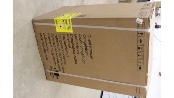 SALE OUT. Candy | Freezer | CCHH 100E | Energy efficiency class E | Chest | Free standing | Height 84.5 cm | Total net capacity 97 L | White | DAMAGED PACKAGING, SCRATCHED ON TOP COVER