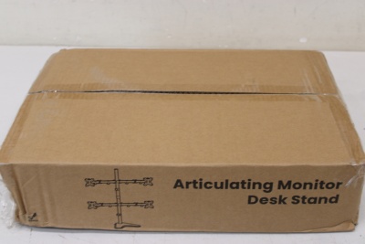 SALE OUT. Logilink BP0046 Quad Monitor Desk Stand 13"-32'' | Logilink | Desk Mount | BP0046 | 13-32 " | Maximum weight (capacity) Carrying capacity of each arm: Max. 8 kg  kg | DAMAGED PACKAGING | Black