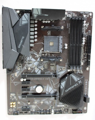 SALE OUT. | Gigabyte USED, REFURBISHED, WITHOUT ACCESSORIES, ONLY BACK PANEL INCLUDED