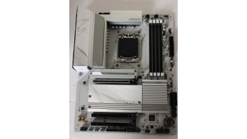 SALE OUT. | Gigabyte USED, REFURBISHED, WITHOUT ACCESSORIES, ONLY BACK PANEL INCLUDED