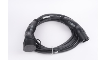 Evaka EV Charging Cable Type 2-Type 2, 22 kW, 32 A, 5 x 6 mm2, 1 x 0.5 mm2, 5 m | ITGAM3871 | Black