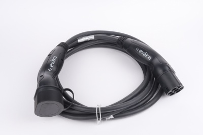 Evaka EV Charging Cable Type 2-Type 2, 22 kW, 32 A, 5 x 6 mm2, 1 x 0.5 mm2, 5 m | ITGAM3871 | Black