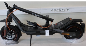 SALE OUT. Xiaomi Electric Scooter 6 Pro GL | Xiaomi 23 month(s) | DAMAGED PACKAGING