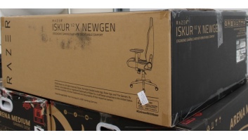 SALE OUT. | Razer Iskur V2 X NewGen | Gaming Chair | Black/Green | DAMAGED ITEM AND PACKAGING. ITEM SCRATCHED, DIRTY. MISSING: GLOVES | 36 month(s)