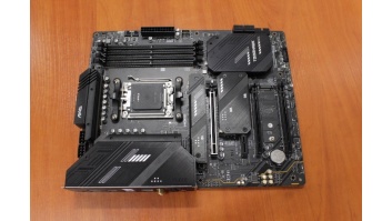 SALE OUT. | MSI MAG X670E TOMAHAWK WIFI | Processor family AMD | Processor socket AM5 | DDR5 | Number of SATA connectors 4 | USED, REFURBISHED, WITHOUT ACCESSORIES AND ORIGINAL PACKAGING, ONLY BACK PANEL INCLUDED