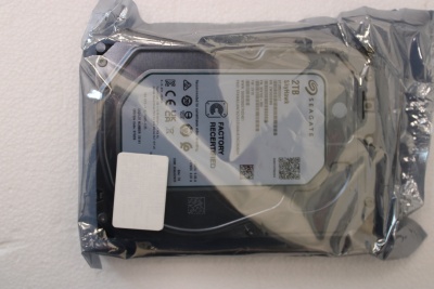 SALE OUT. SEAGATE ST2000VX017 SkyHawk Surveillance 2 TB, 256 MB, SATA 6Gb/s | SALE OUT. Seagate ST2000VX017 SkyHawk Surveillance | 2000 GB | REFURBISHED