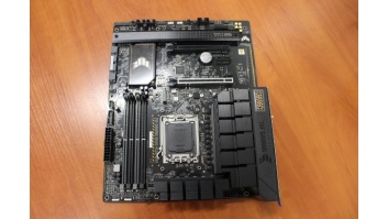 SALE OUT. | Asus TUF GAMING B650-PLUS WIFI | Processor family AMD | Processor socket AM5 | DDR5 DIMM | Memory slots 4 | Supported hard disk drive interfaces SATA, M.2 | Number of SATA connectors 4 | Chipset AMD B650 | ATX | WITHOUT ORIGINAL PACKAGING A