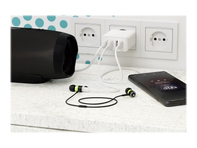Goobay 44962 30 W USB-A Multiport Charger, White