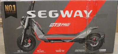 SALE OUT. Ninebot by Segway Kickscooter ZT3 Pro E, Black | Segway Ninebot Kickscooter ZT3 Pro E | 1600 W | 25 km/h | 11 " | 24 month(s) | Black | DAMAGED PACKAGING, SCRATCHED, DIRTY, MOUNTING MARKS