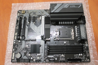 SALE OUT. | Gigabyte Z790 D | Processor family Intel | Processor socket  LGA1700 | DDR5 | Supported hard disk drive interfaces SATA, M.2 | Number of SATA connectors 6 | WITHOUT MANUALS AND ACCESSORIES ONLY BACK PANEL INCLUDED.