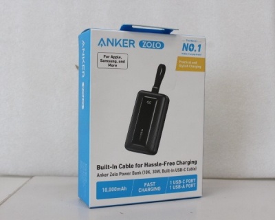 SALE OUT. Anker Power Bank with Built-In USB-C Cable | A1688H11 | 10000 mAh | Black | DEMO