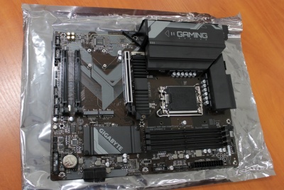 SALE OUT. | Gigabyte B760 GAMING X 1.0 M/B | Processor family Intel | Processor socket  LGA1700 | DDR5 DIMM | Memory slots 4 | Supported hard disk drive interfaces 	SATA, M.2 | Number of SATA connectors 4 | Chipset Intel B760 Express | ATX | WITHOUT ORIGI