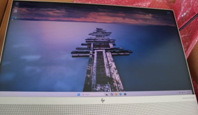 SALE OUT. | HP Renewed Grade A | EliteOne 800 G8 AIO 24 | Intel Core i5 | i5-11500 | 16 GB | SSD | 256 GB | Intel UHD Graphics 750 | Wi-Fi | Windows 11 Pro | 10 month(s) | DAMAGED PACKAGING AND SCREEN (RIGHT SIDE, CORNER)