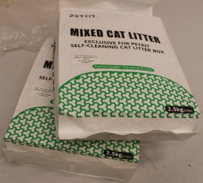 SALE OUT. | PETKIT Mixed Cat Litter, 3 bags | DAMAGED PACKAGING, MISSING 1 BAG